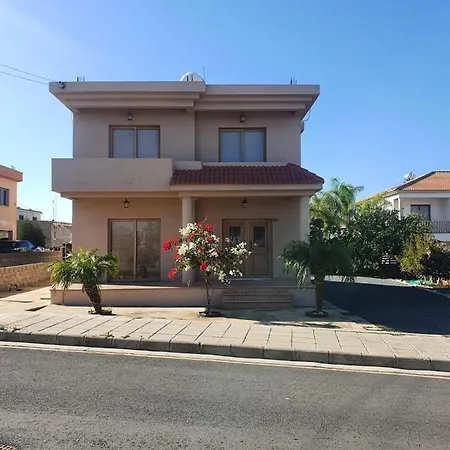 Dom wakacyjny House On The Hill Xylophaghou