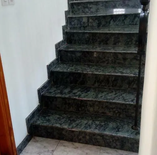 Semesterbostad House On The Hill